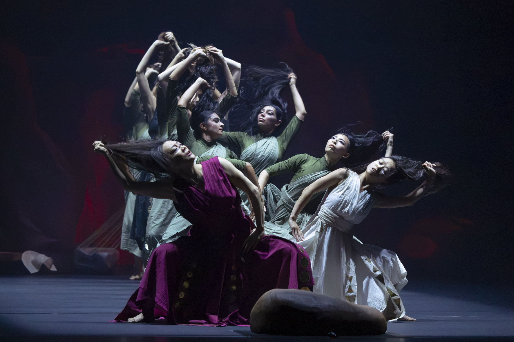 « Thikra » de Akram Khan © Laurent Philippe