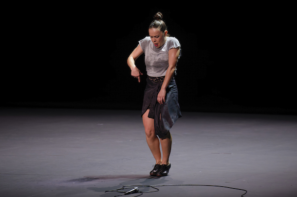 "Calentamiento" de Rocio Molina © Nathalie STERNALSKI